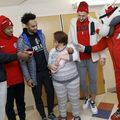 2018 Blazers visit Doernbecher for the holidays