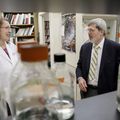 Edward Neuwelt M.D.