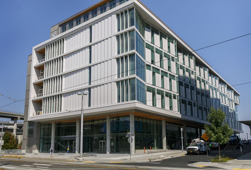 Knight Cancer Research Building