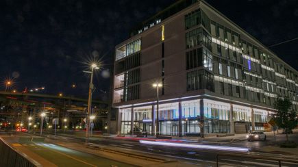 Knight Cancer Research Building