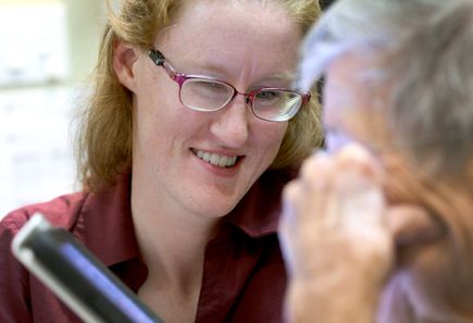 Casey Eye's Evelyn L. Jones Low-Vision Rehabilitation Center