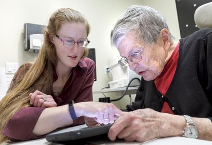 Casey Eye's Evelyn L. Jones Low-Vision Rehabilitation Center