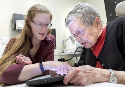Casey Eye's Evelyn L. Jones Low-Vision Rehabilitation Center