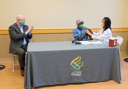 OHSU staff receive COVID-19 vaccine