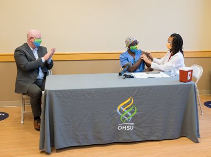 OHSU staff receive COVID-19 vaccine