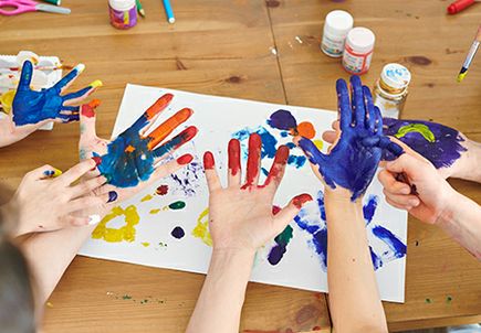 Painting hands