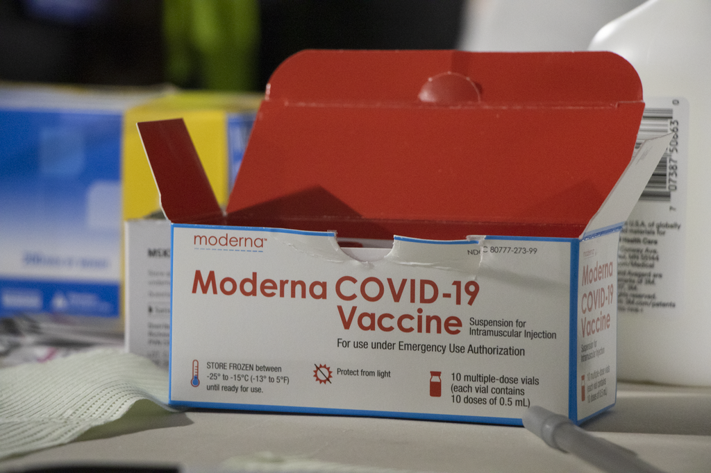 COVID vaccine clinic for community health workers