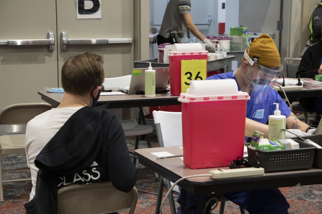 COVID-19 Vaccination at Oregon Convention Center 