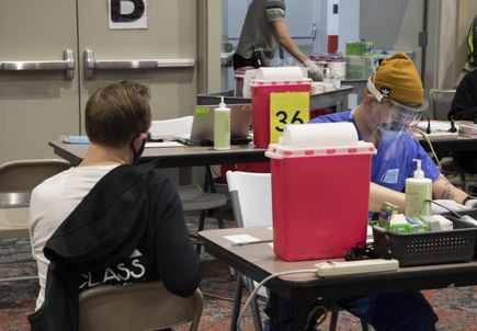 COVID-19 Vaccination at Oregon Convention Center 