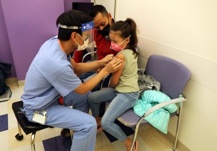 Vacuna contra el COVID-19 disponible para niños menores de 5 años