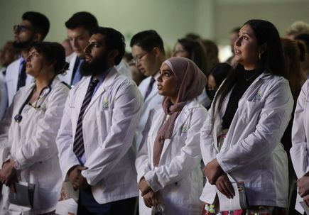OHSU M.D. Class of 2026 celebrates its annual White Coat Ceremony