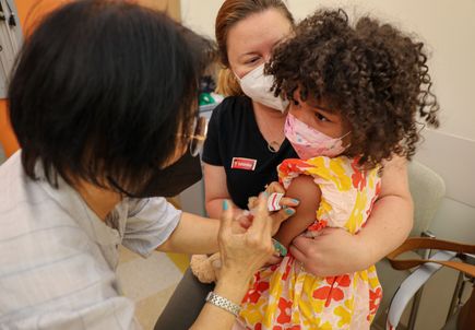 RSV in children: symptoms, treatments, prevention strategies 