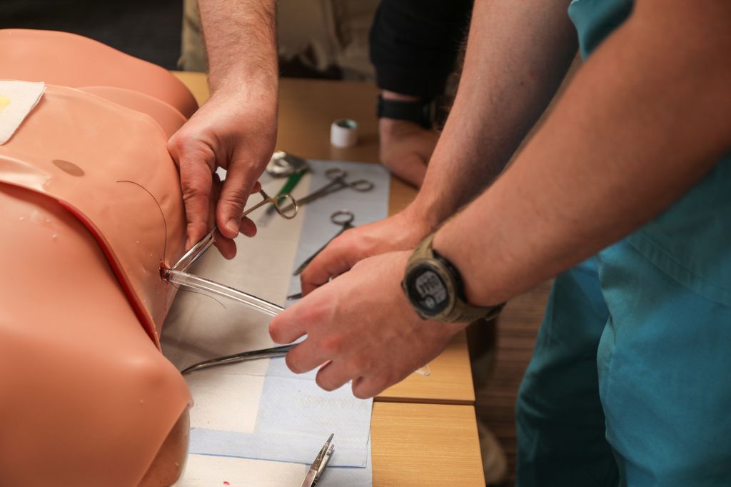 Army medic training at OHSU