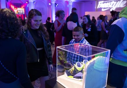 El programa Doernbecher Freestyle XIX revela nuevas colecciones diseñadas por seis jóvenes pacientes de OHSU