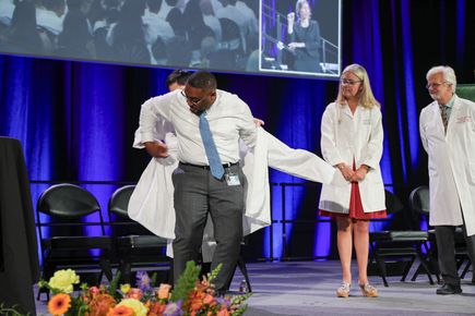 OHSU School of Medicine White Coat 2027