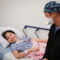 Niña de 9 años habla por primera vez después de una cirugía poco frecuente y compleja
