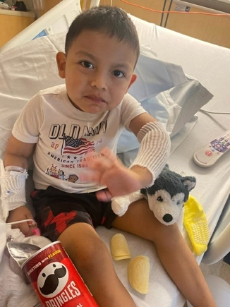 Frank en el Hospital Infantil Doernbecher 2