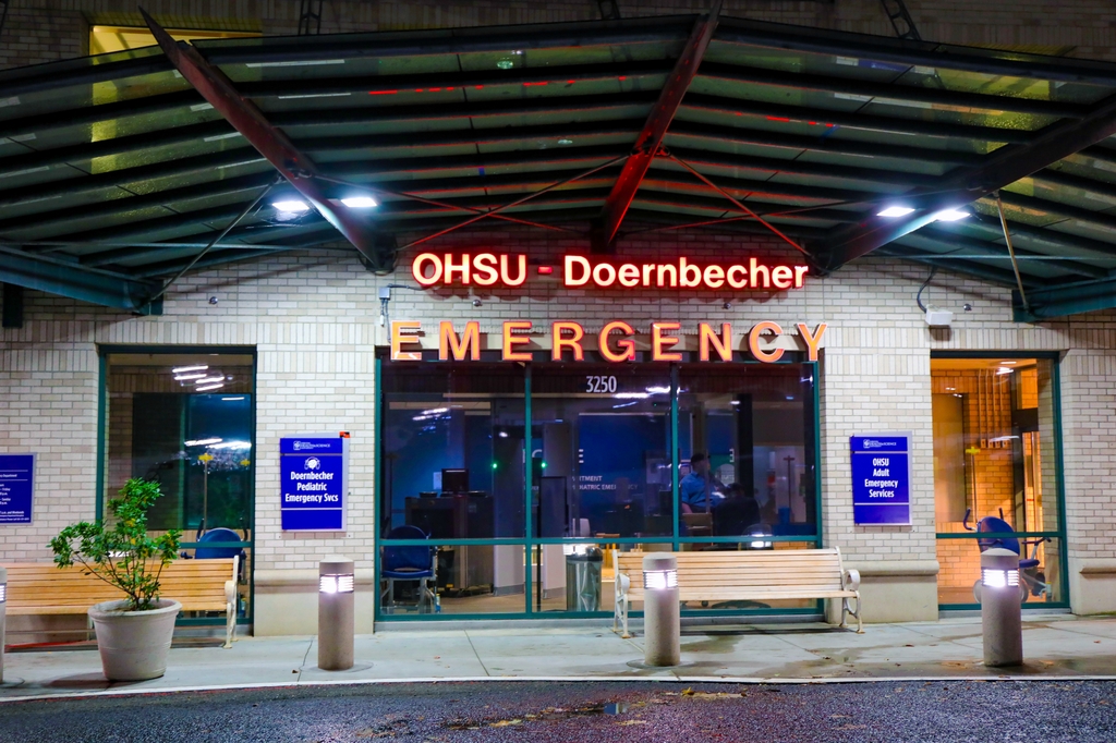 OHSU Emergency at Night. OHSU is leading a new three-year trial to improve cardiac arrest treatment speed through a new protocol implemented by regional EMS agencies. (OHSU/Christine Torres Hicks)