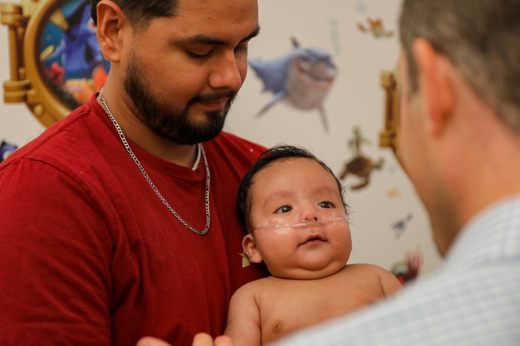 OHSU Doernbecher fetal surgeons perform region’s first in-utero spina bifida repair