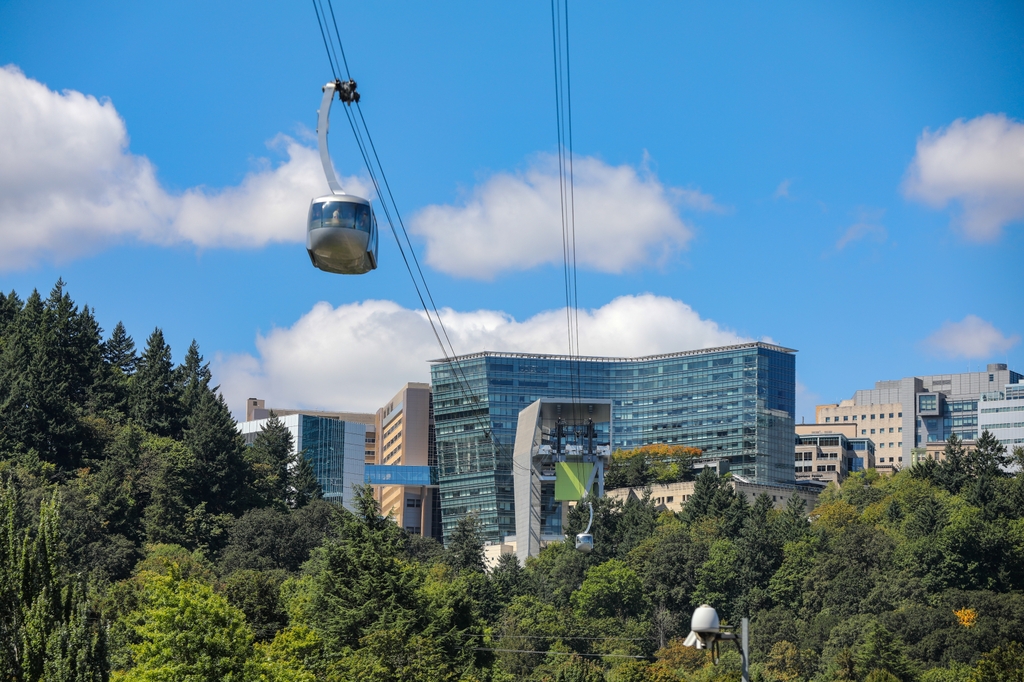 Una vista de los edificios de OHSU en Marquam Hill.
