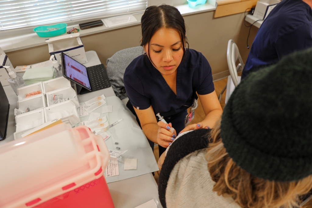 COVID-19 vaccination timing and menstrual cycles