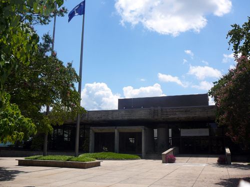 we-exterior