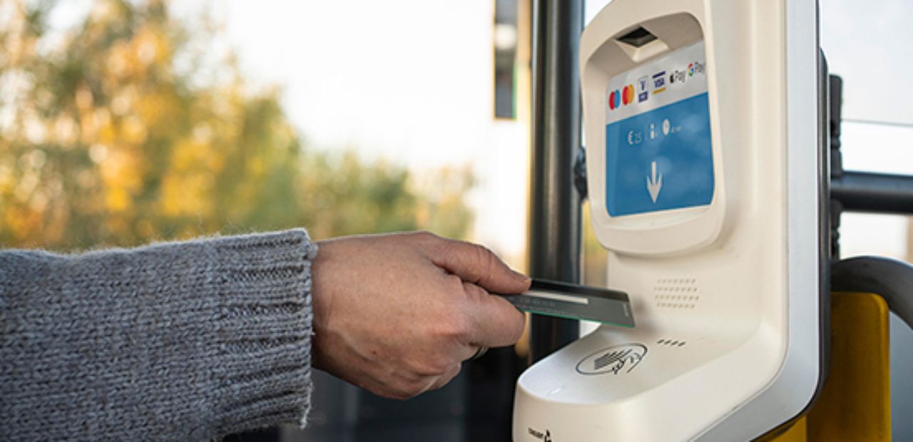 Conduent system on De Lijn vehicle