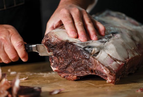 OmahaSteaks_1917 Media KitDry-Aged Cutting