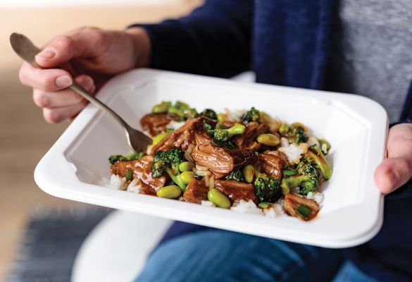 omahasteaks_asian-style beef _ broccoli with rice_hero2_201908301944