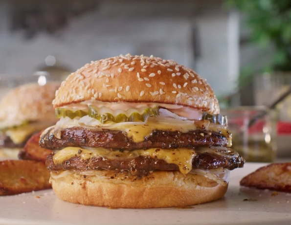 Omaha Steaks_broll_Smash Burger Broll