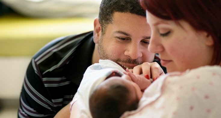 Who comforts better than mom? The benefits of rooming-in