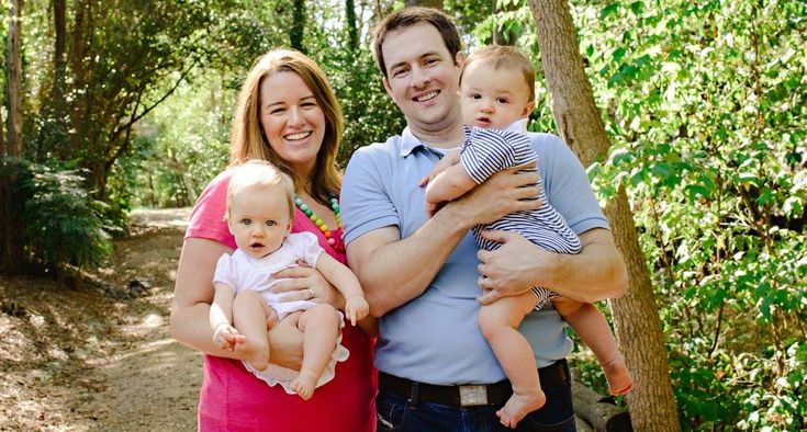 Doctors team up to fix a scary complication for mom of twins