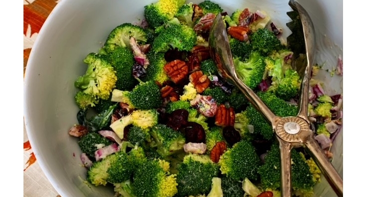 Broccoli pecan salad low on fat, high on flavor