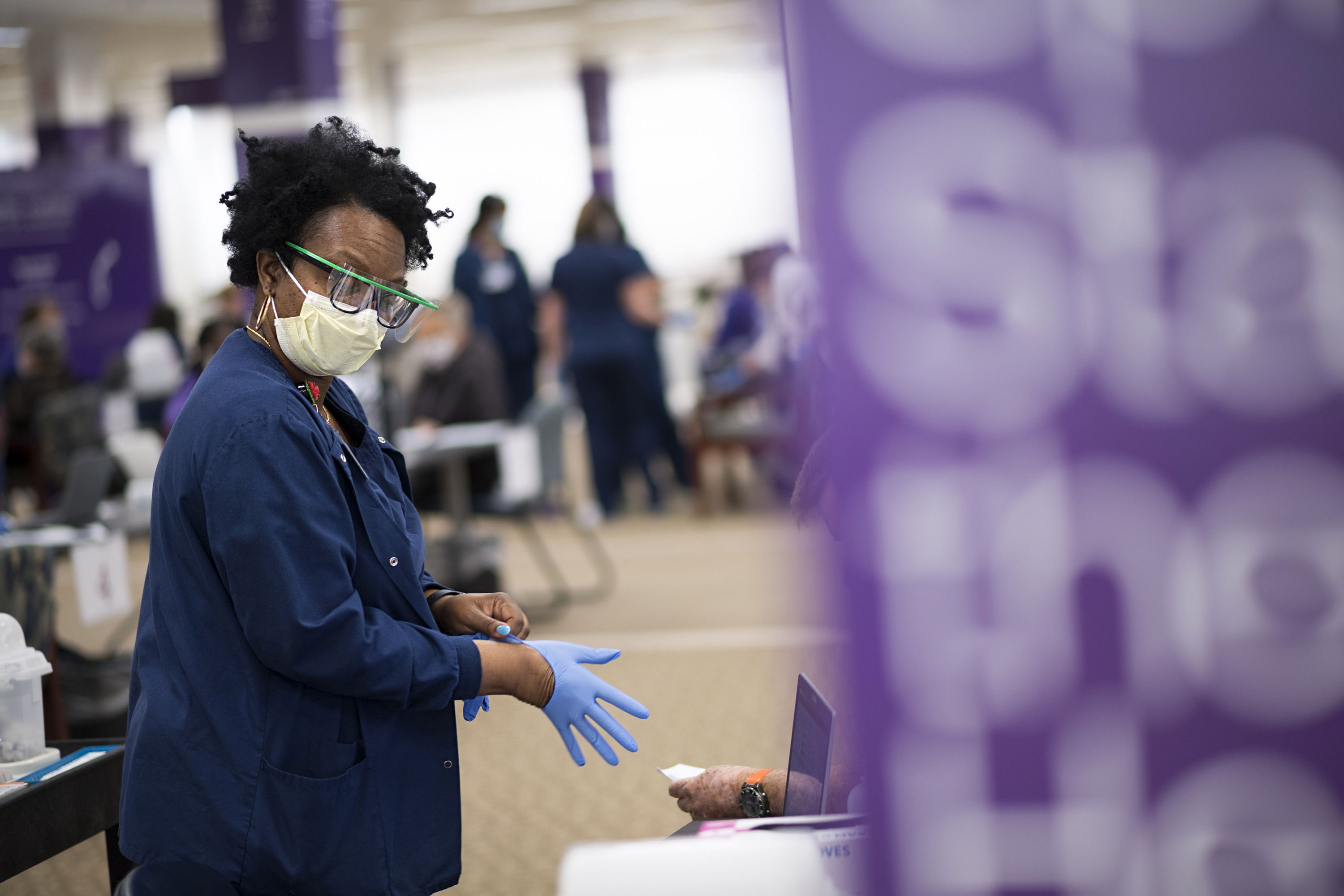 picture of button that says i'm vaccinated