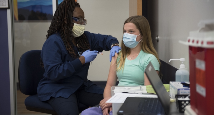  COVID vaccine vs. ‘natural immunity’