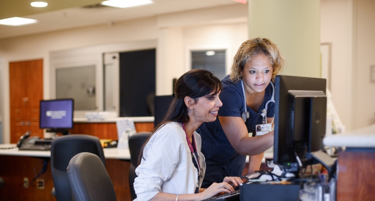 1830_nurses_computer_diverse_K80_5581_ORIGINAL