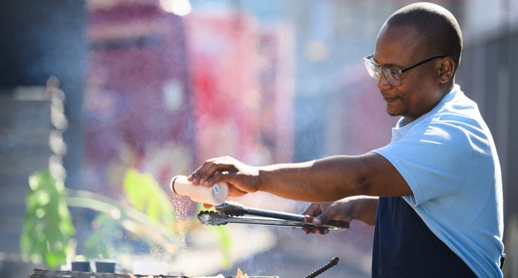 Don’t wash that chicken before you grill it. Here’s why.