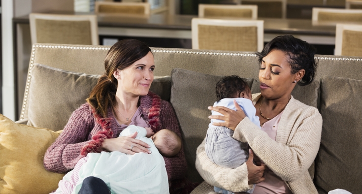 Free resource provides support and connection for breastfeeding moms