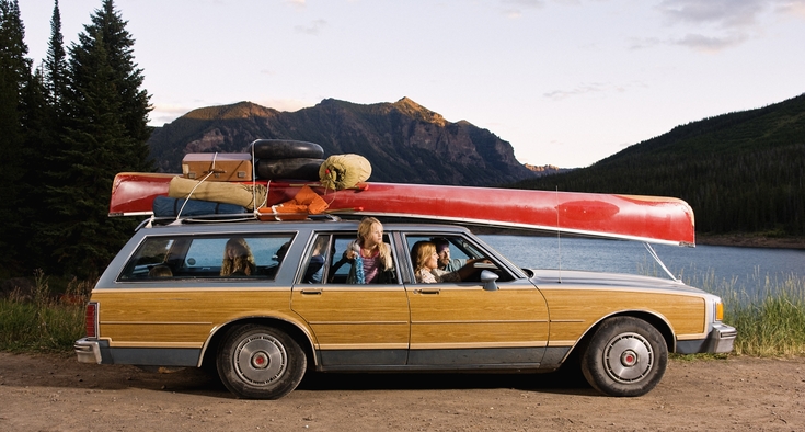 How can I eat healthy while traveling? These 8 real-life tips can help.