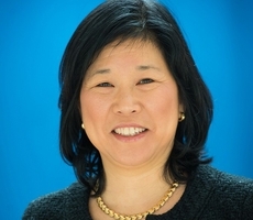 Chang_Debbie_LR_Blue_bkgrd_CJB_8501_thmb