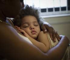 As Daylight Saving Time Ends, How Can I Get My Kids to Sleep? And Should I Give My Kids Melatonin?