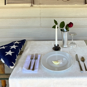 Carol Hoge table_sq