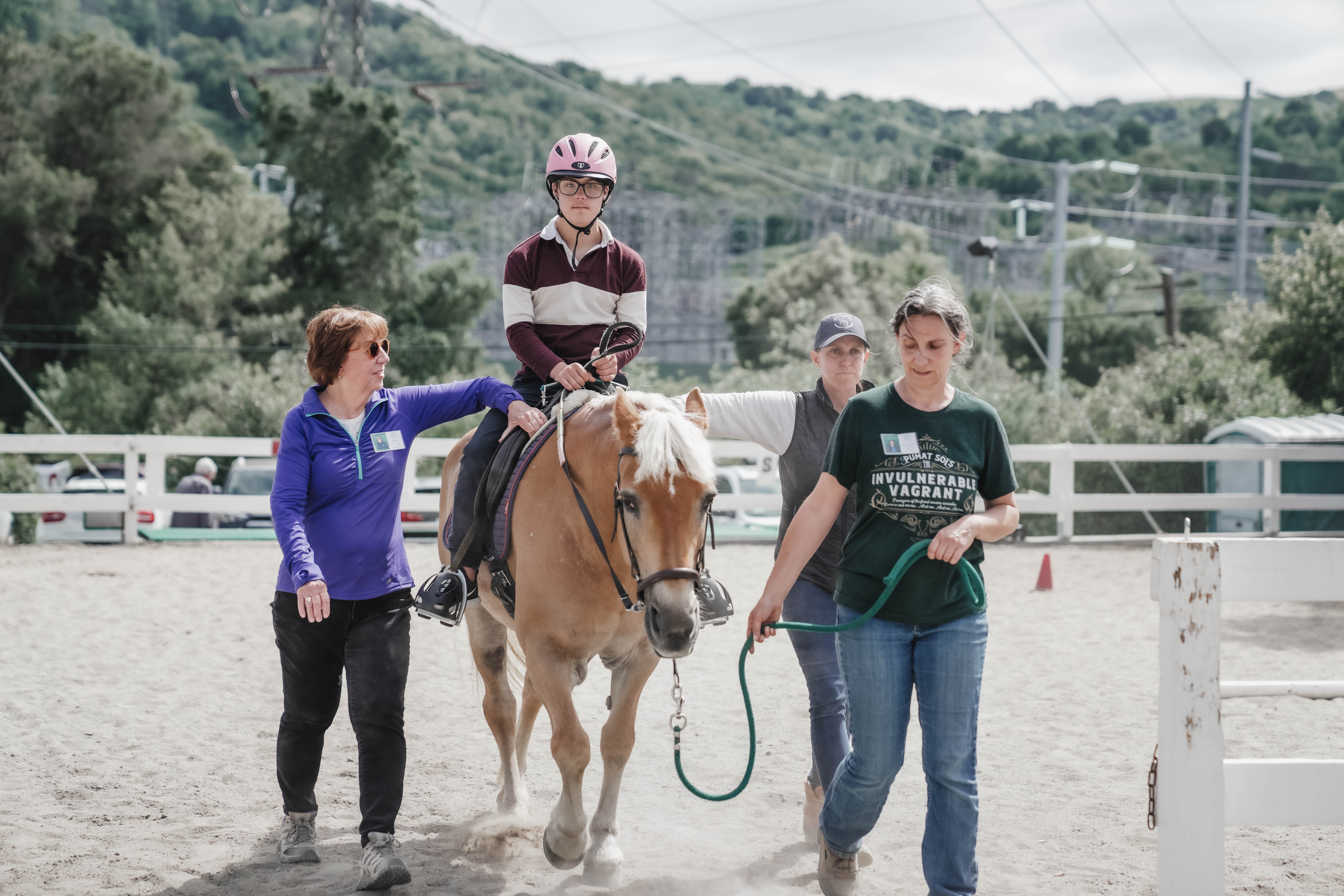 Xenophon-Therapeutic-Riding-Center-Sidewalking Simon_84