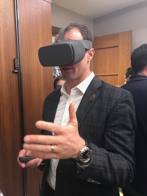 NFL's Drew Brees tries VR over 5G at The Big Game in 2018