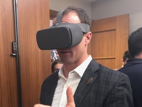 NFL's Drew Brees tries VR over 5G at The Big Game in 2018