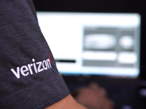 Verizon technician tests 5G service in Houston