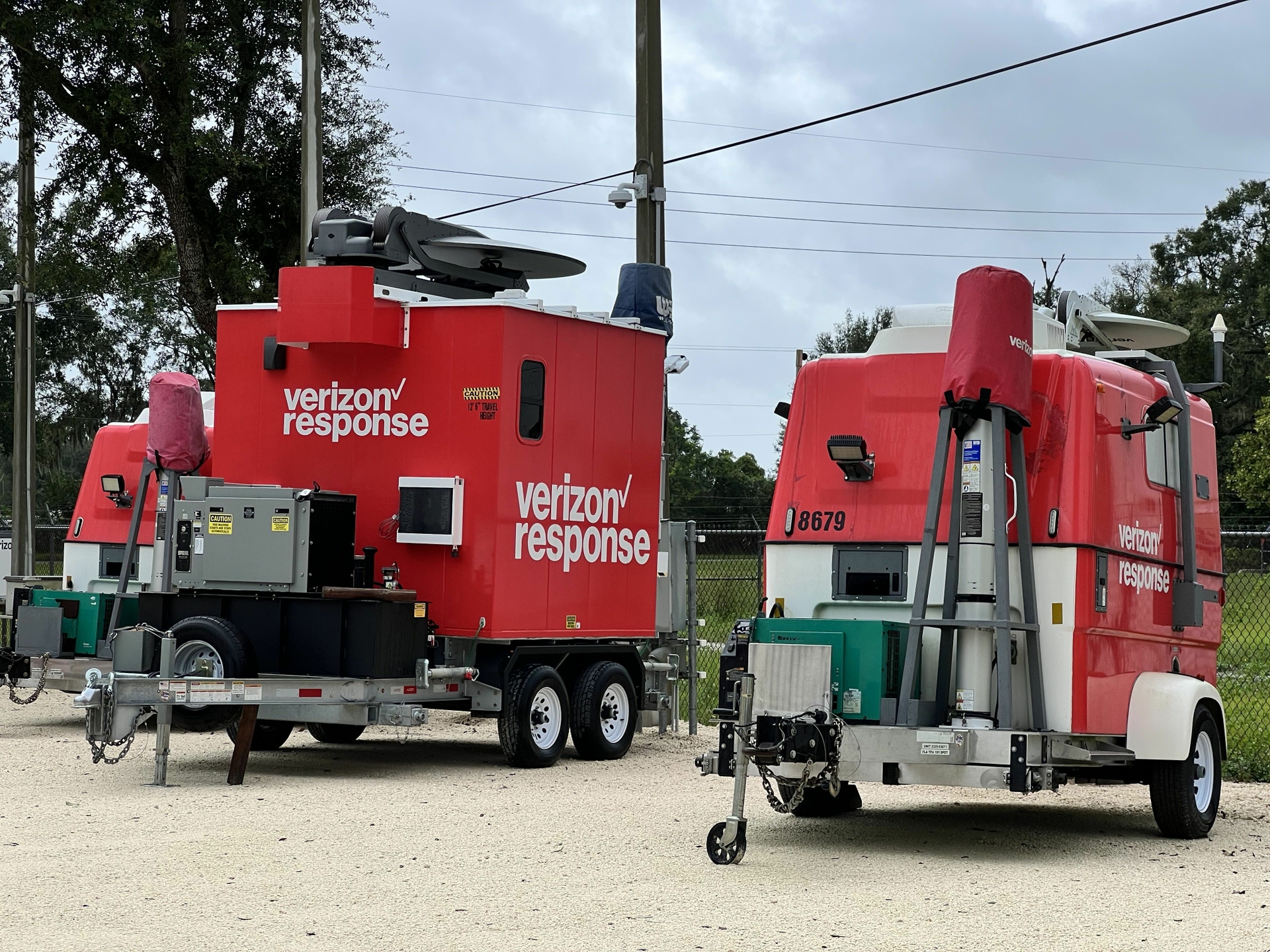 骚虎视频 Emergency Response Vehicles