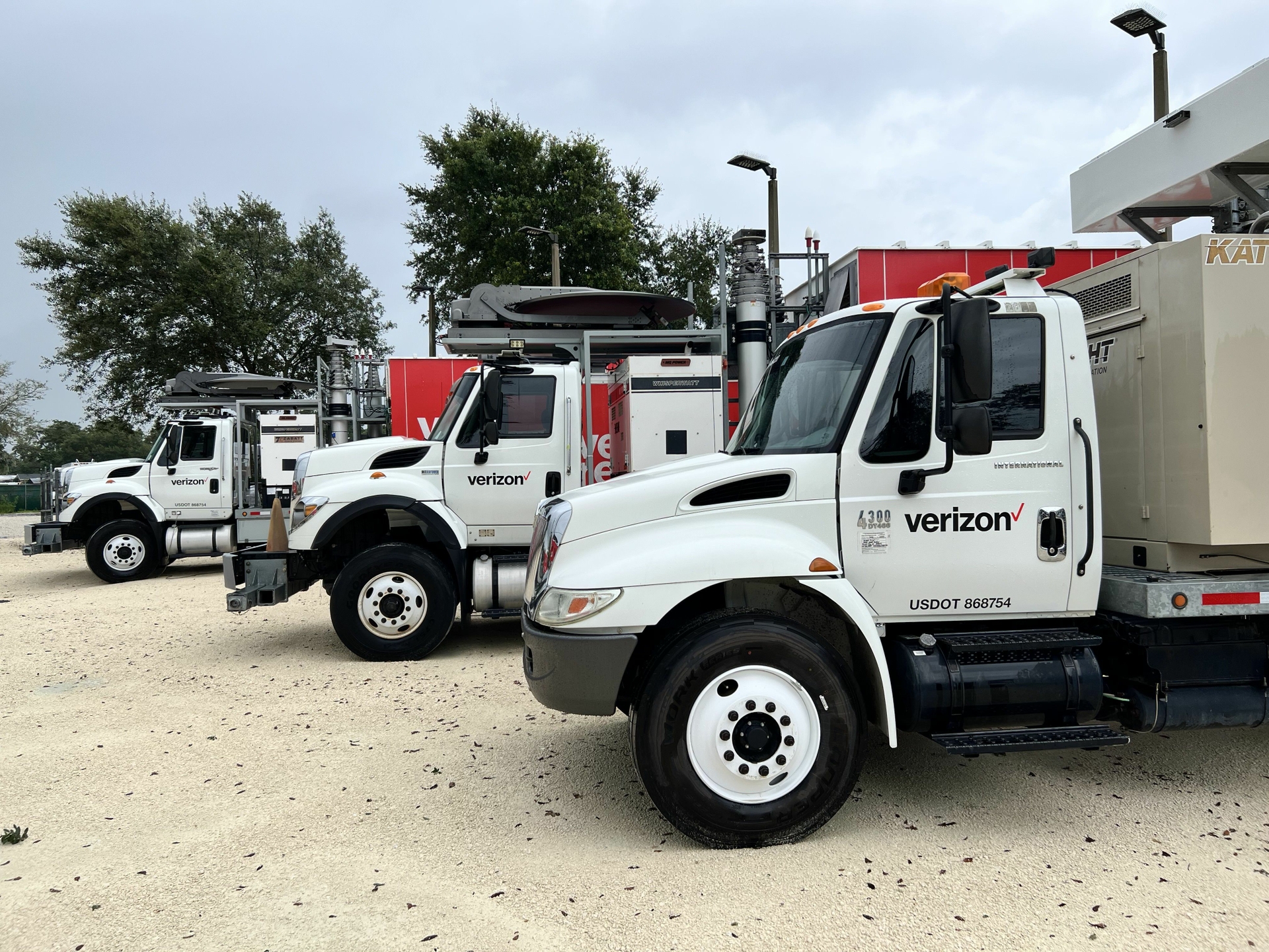 ɧƵ Emergency Response Vehicle  Trucks