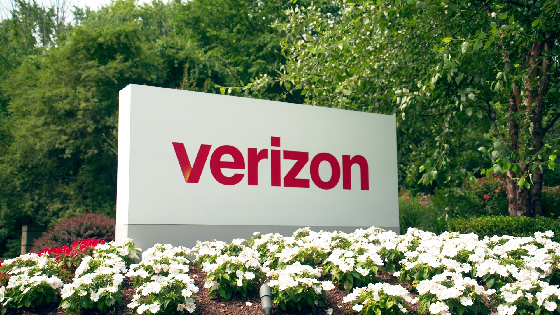 Verizon Basking Ridge Exterior