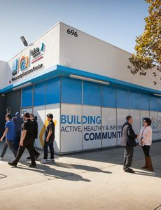 L.A. Care Health Plan y Blue Shield of California Promise Health Plan inaugurarán su primer Centro de recursos comunitarios compartido  